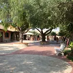 Borgo Dei Vigneti * Villaggio La Loggia