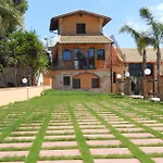Borgo Dei Vigneti Εξοχικό σπίτι *